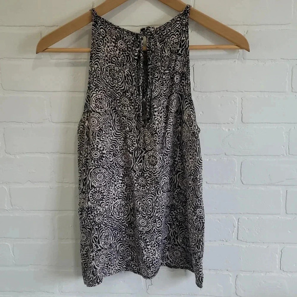 Anthropologie Staring at Stars brand - back & white Ethnic print tank - XSmall - Picture 3 of 3